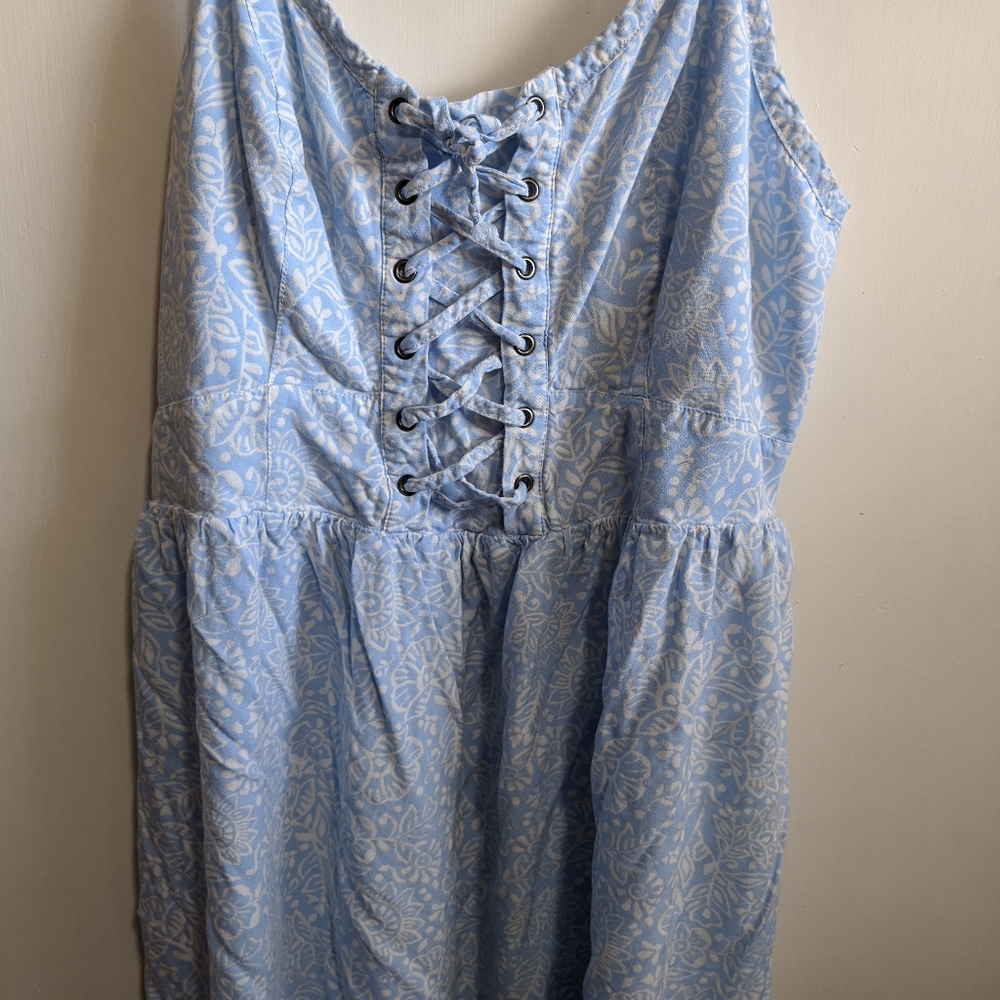 Torrid lace up floral dress
